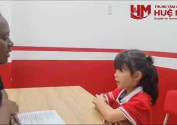 Mi Mi - con Speaking với giáo viên bản ngữ thật dễ thương